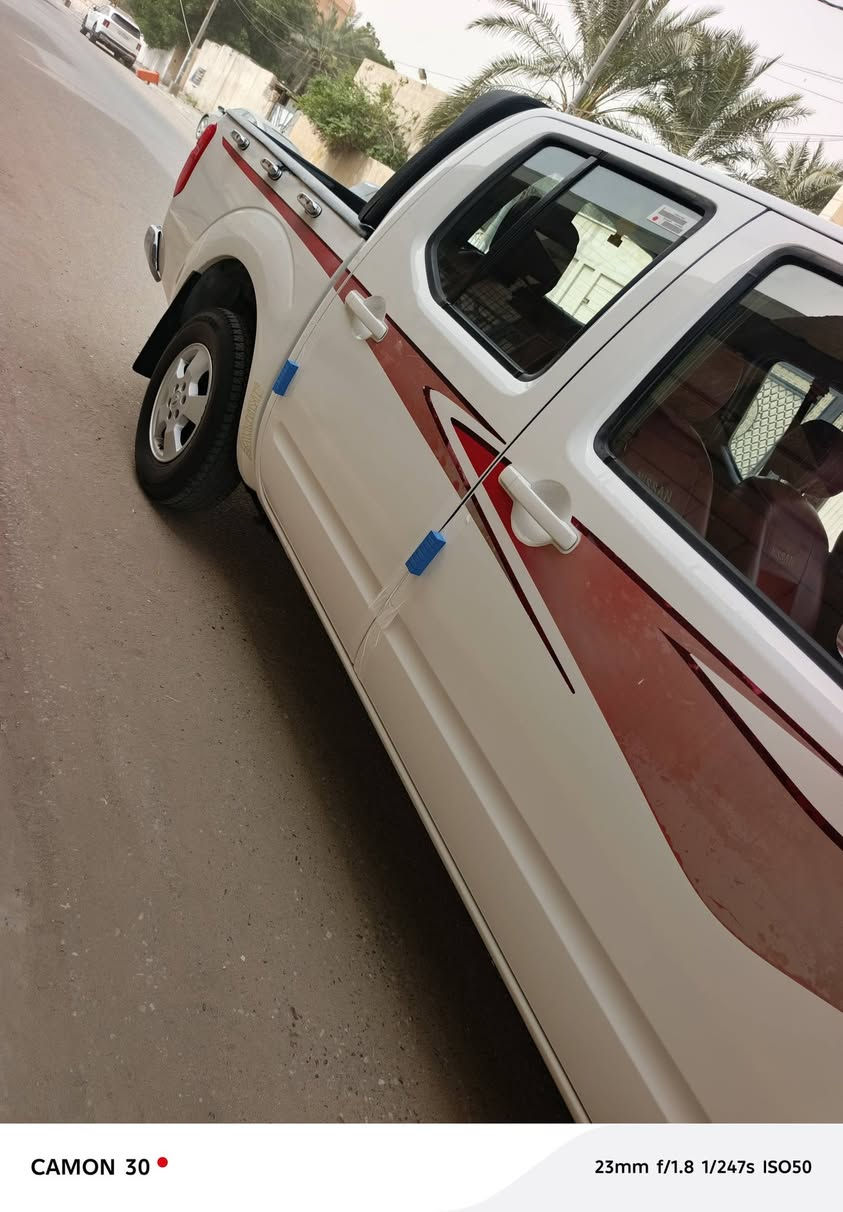 سلام عليكم نيفارة2014رقم اربيل سنوية منتهية صارسنة وكالة تحويل حاضر السيارة مكفولة من الضربة والصبغ مكينة مامفتوحة گير كفالة حدادة جديدة كلها عل بلاد سيارة خطه بلاد مكاني بصرة سعر130مجال قليل ***********
