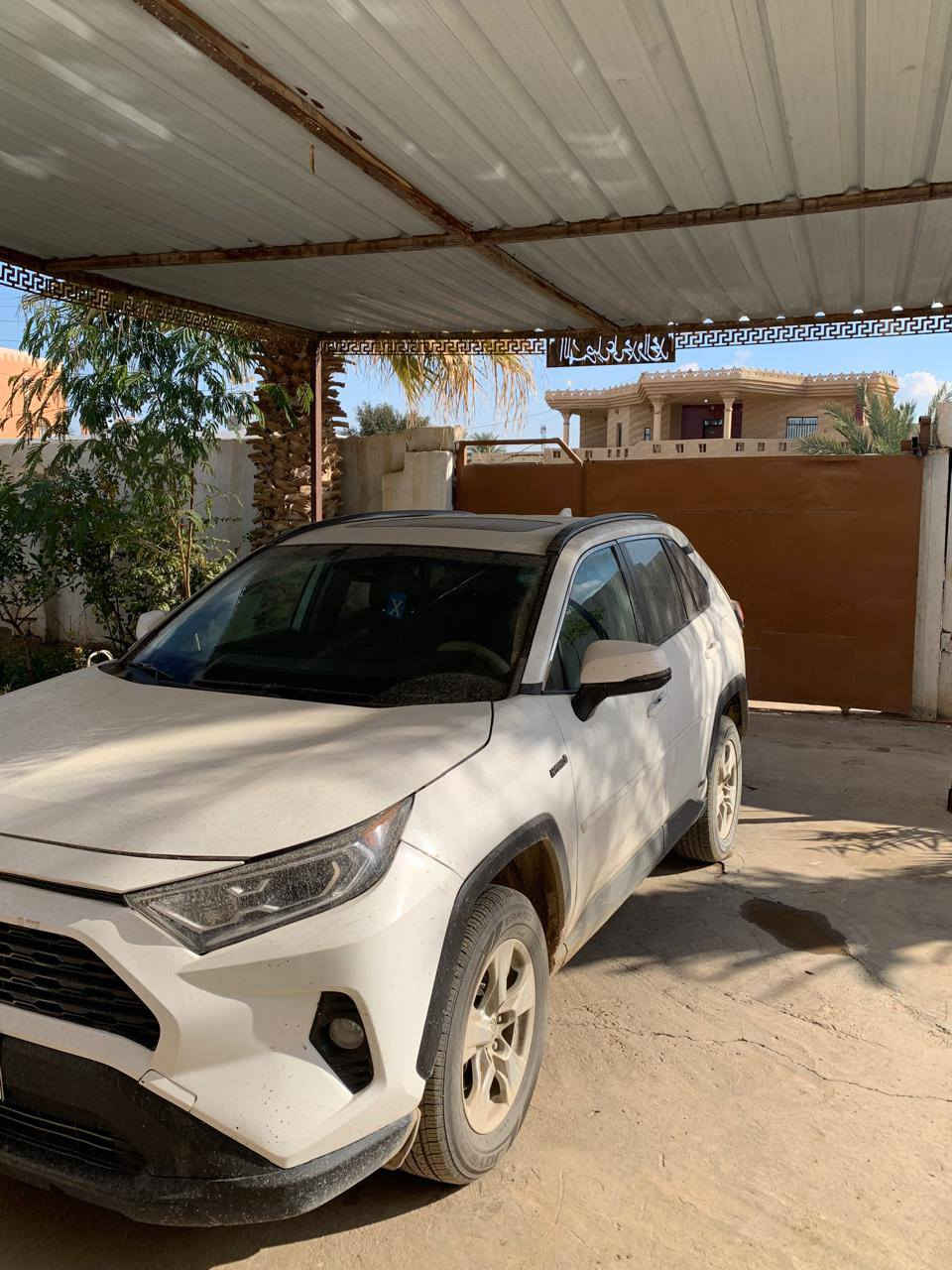 تويوتا رافور موديل 21 هايبرد رقم كركوك السياره فول للأخير ضررها بسيط جدا كما موضح  بالصورة كير ومحرك شرط مامفتوح السياره جاهزة السعر 225 وبيها مجال وإذا مراوس بسياره حديثه هم يرهم 
***********
