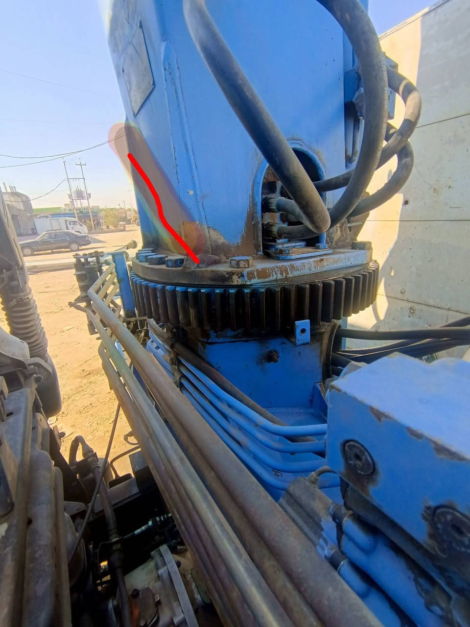 سلام عليكم كرين 3طن3سلايت اف كس البيع بي تصليح بصيط بل صوره موجود*********** حسين
