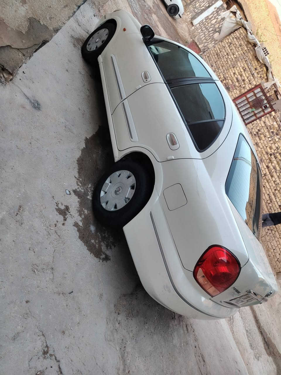 السلام عليكم نيسان صني 2006يباني اصل مكفوله كفاله عامه حته دعميا مكينه كير تخم تاير جاهزه سياره ما عيزه برغي رقم بابل انكليزي  بسمي استفسار ***********
