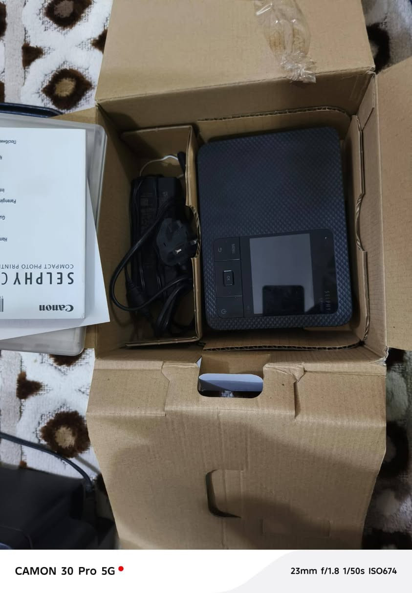 ادمن اسمحلي طابعة كانون G3800 مع طابعة سيلفي  CP1500 مع كابسة حرارية مستخدمات موسم واحد فقط للتواصل *********** بغداد البلديات. ماعندي توصيل بدون حجز اليجي اول ياخذهم سعرهم 220 بيهم محال قليل حك التكسي.
