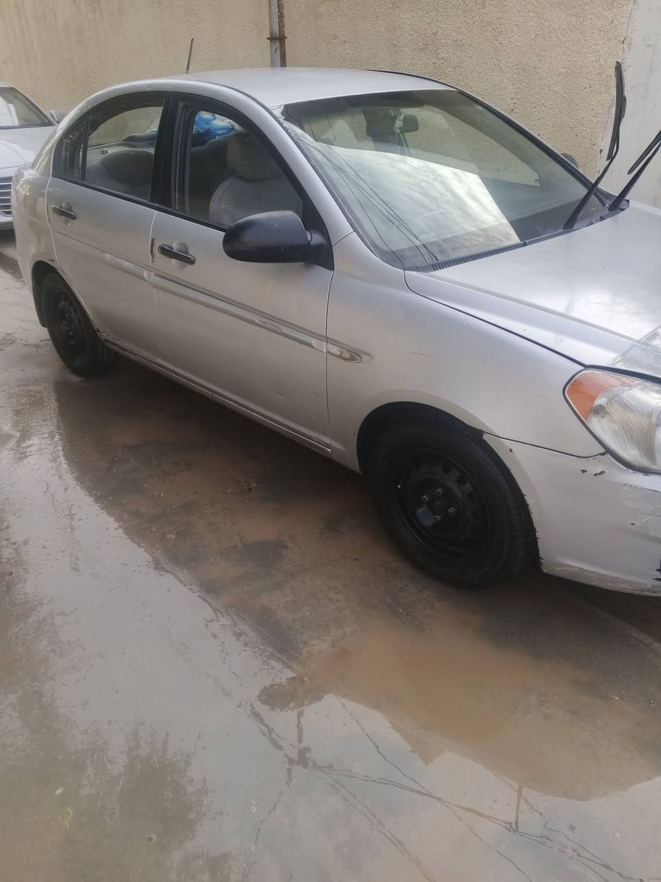 اسلام عليكم. اكسنت 2007السياره نضيفه مكينه جديده 1600بيهه بس خشم البنيد طخه.ومعمر عل بارد. ترايك وين. ما تريد. صدر  نص عمر رقم. انبار. خصوصي  مشروع وطني. العنوان بغداد الامين الثانيه  السعر 75 
رقم الهاتف ***********
