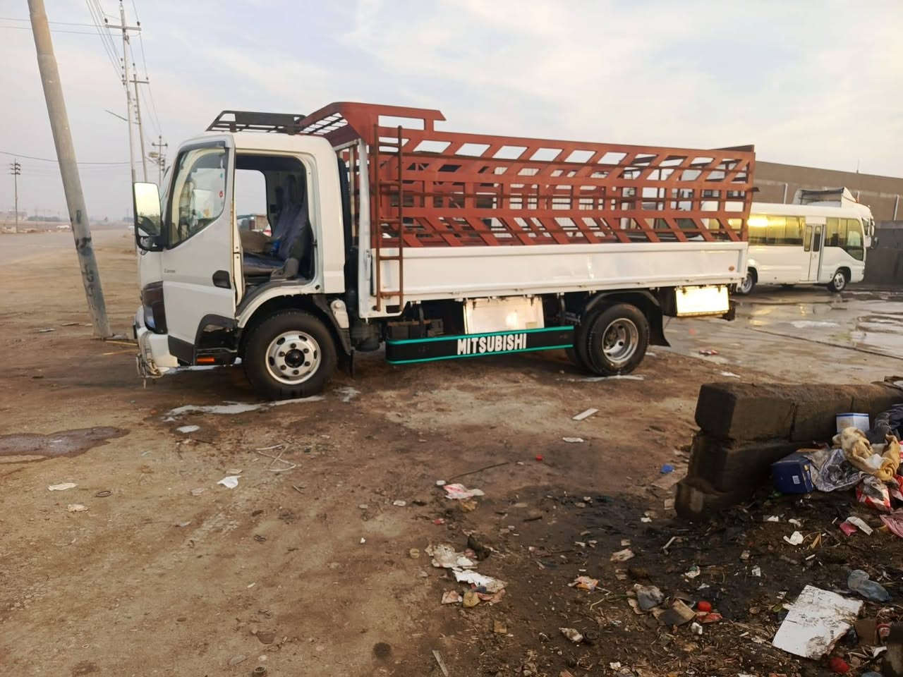 السلام عليكم كنتر موديل 15مكفوله بسمي.رقم بصره سعرهه 185 
***********
