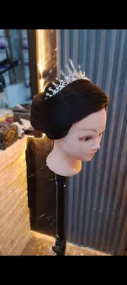 صِـآلَوِنِ آلَبّـــــًســـمه
تحضير  عرائس+لكافة المناسبات القياره حي شهداء لحجز ***********
