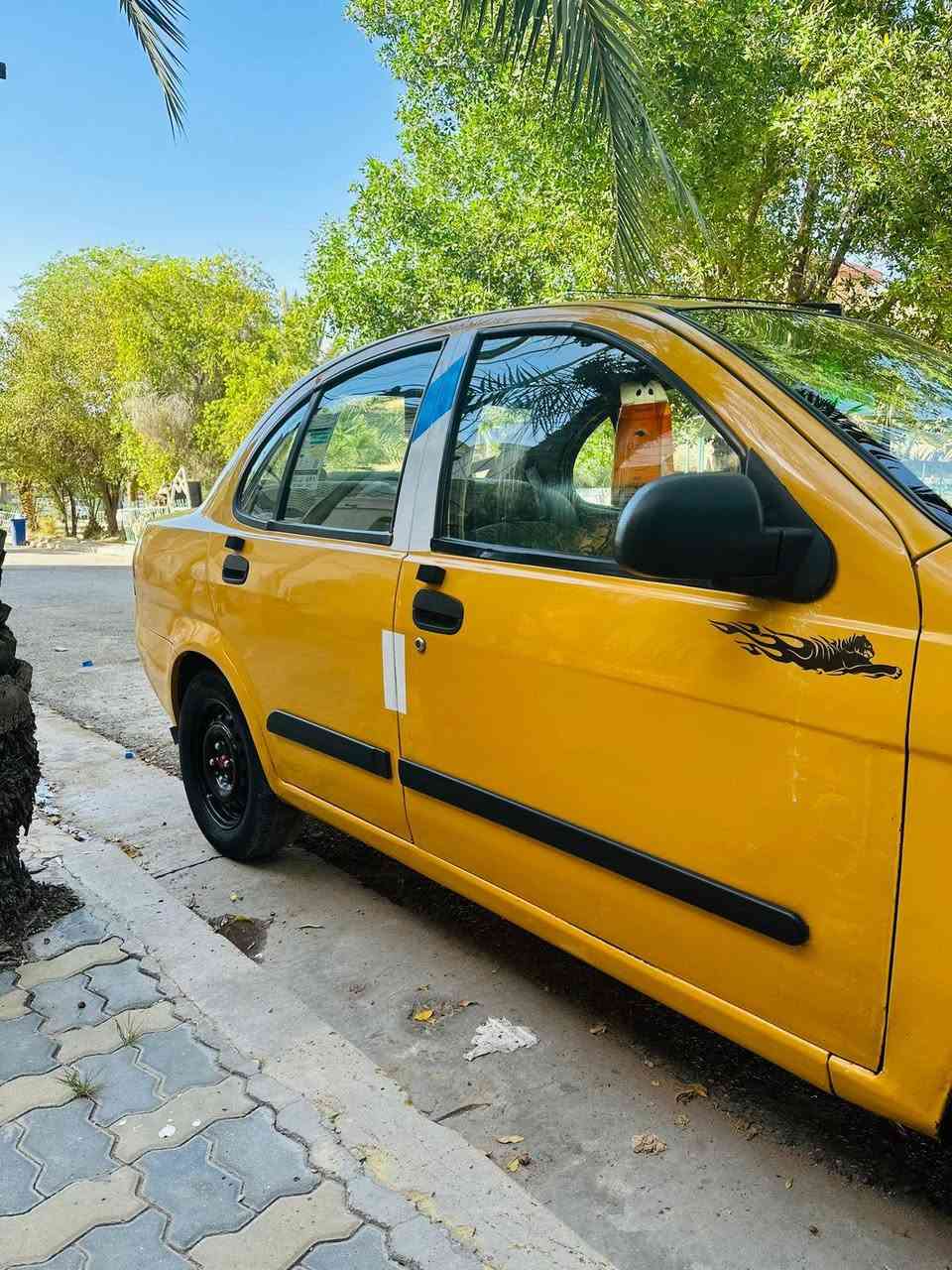 السلام عليكم  طيبه موديل ١٦ لسياره  احله من لصور  كير مكينه كفاله  تبريد  ثلج كهربائيا كلهه شغله لسياره مكفوله من لضربه ول صبغ  وباقي لتفاصيل عل خاص السعر ٤٥ وبيهه مجال  رقم الهاتف ***********  '  مكان بغداد ابو غريب
