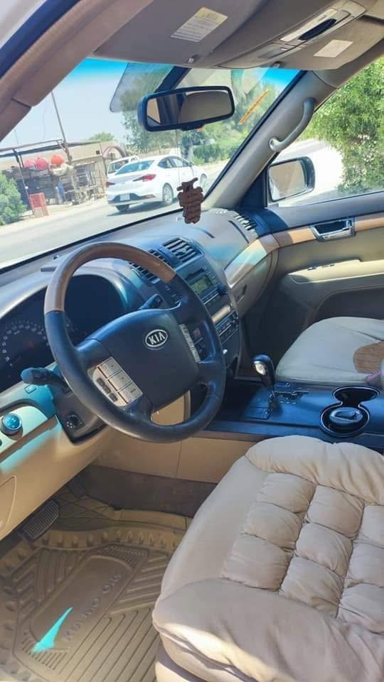 السلام عليكم للبيع فقط كيا موهافي موديل 2013 مكفوله كافله عامه للاخير فول مواصفات (خليجي )بصمه وفتحه فور ويل 7 راكب 6 سلندر 3.8 رقم بغداد مكاني بابل الحله للاستفسار ***********
