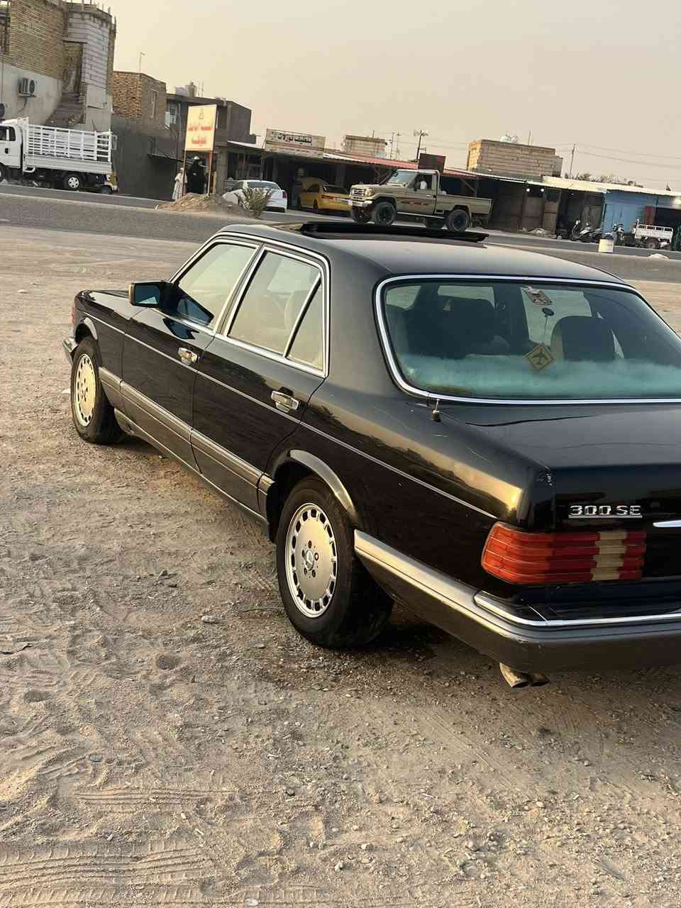 سلام عليكم مارسدس جامبو مديل ٨٣ محدث داخل وخارج ٩١ رقم بغداد إنكليزي سنويه ٢٧ مكينه وكير وحداديه خير من الله مكينه بلاد خراطيم سياره دبل هورن دبل مروحه آريل كهرباء تبريد ثلج ستيرن كهربلاء سلايت طكتين كشنات كهرباء ماسحات عل لايت شغالات سياره جاهزه مناقصه كلوب سنتر لوك حته قبق بانزين بيع أو مراوس حسب القناعه مكاني ناصريه رقمي *********** سعره 75 وبيه مجال والمعاجبه السعر خل يطلع كبل
