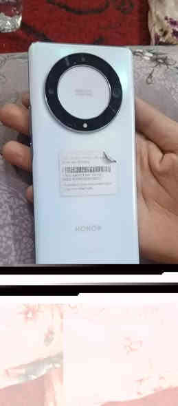 سلام عليكم جهاز هونر x9a ذاكره256 جهاز بي شي بسيط جدا هوه مال سماعه الي تعلي ماتشتغل فقط ومامثر من تضغط ع مال تنصي يطلع شريط وتحكم بي عشوائيه 12 شحنه 65 واط جهاز نضيف و(ببجي)(60)فريم سعر (225) وبيه مجال بسيط مكان بعقوبه العباره حدمكسر متواجد فقط ع رقم(***********)
