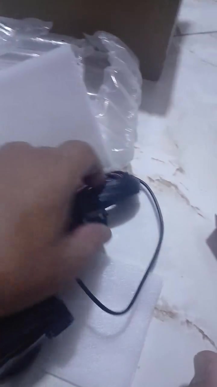 السلام عليكم قطعه شاشه كامله تحتوي على كاميرا خلفيه تتعرب عربيه كاميرا خلفيه قطعه مفوله اللي يجيني خاص


**إذا كنت صاحب هذا الإعلان وتريد حذفه لأي سبب، رجاءا أرسل رسالة إلى الدعم الفني**