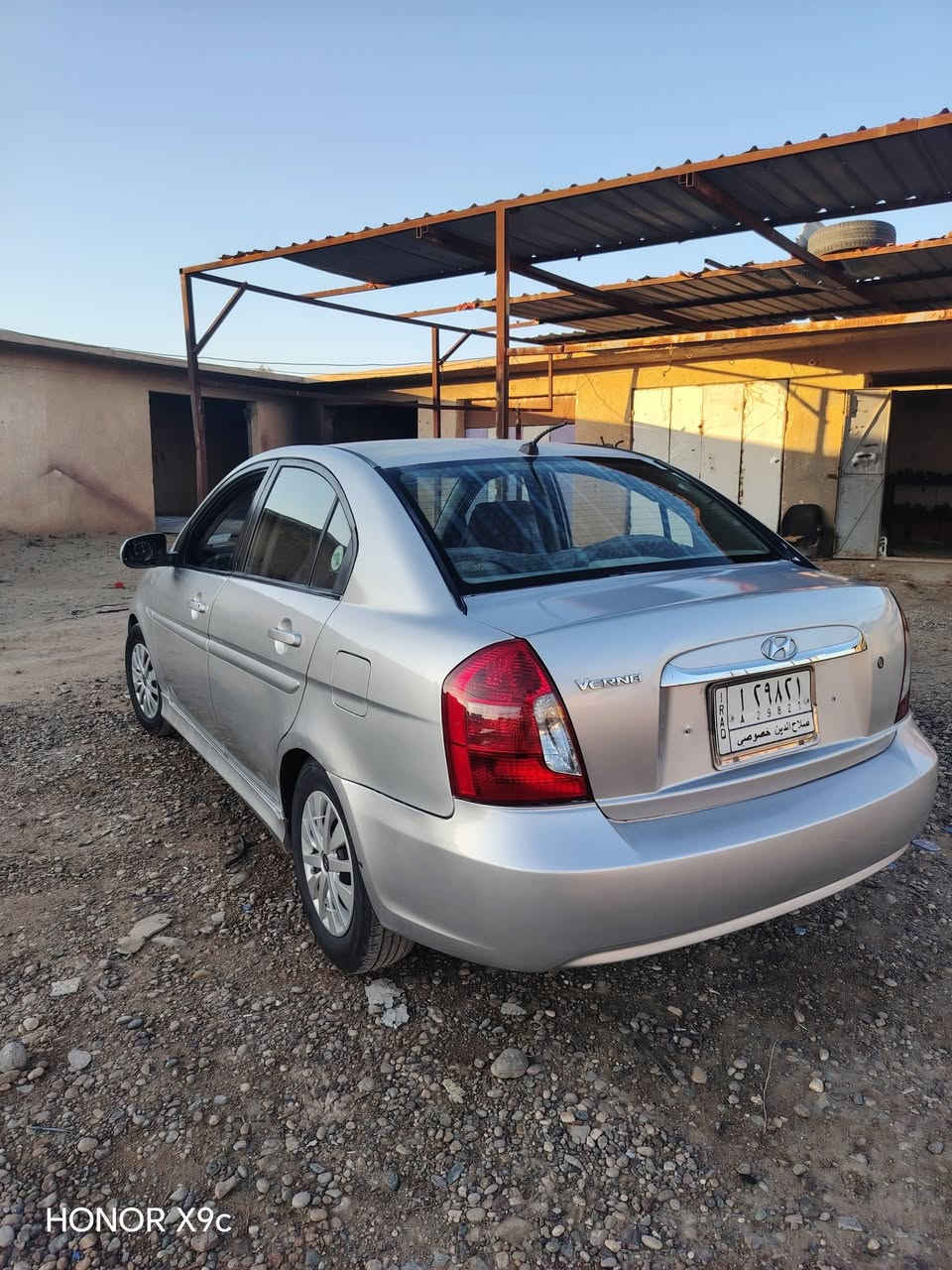 سلام عليكم للبيع او مراوس
هونداي اكسنت فيرنا
موديل 2010 خليجي
رقم صلاح الدين مشروع وطني تحويل ثاني يوم
بيها صبغ حزام للجماليه بدون ضربه بدون دواخل شرط
سياره جاهزه بدون نقص 
كير ومحرك صدر تخم تاير كله جديد
مكان السياره صلاح الدين قضاء العلم ناحيه الربيضه
للاستفسار
***********
