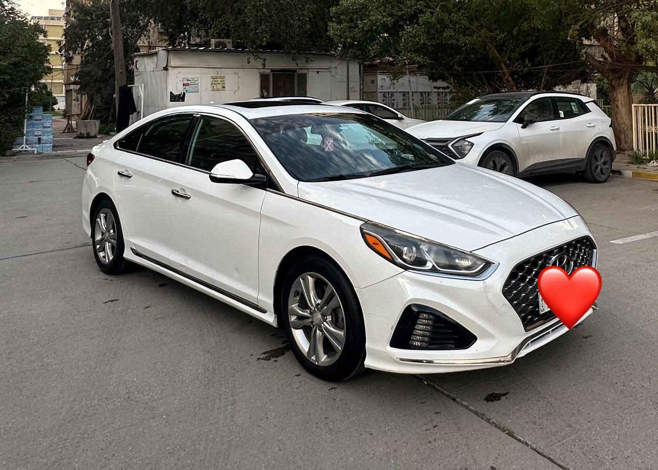 سلام عليكم سوناتا موديل 2018 سبورت وراد امريكي حادثه قبق صندوف وشويه من جاملغ خلفي وبل عراق بيه صبغ بنيد مال تكشير وعندي صورته قبل صبغ سياره بدون ايرباك سياره نضيفه جدا فول مواصفات كشن جلد كشن كهرباء مري شفط فتحه سقف شاشه كبيره كامره حساسات تكم ستيرن جهتين بك لايت لد ستيرن تي رياضي شفتات ستيرن تدفئه بل كشنات بصمه تشغيل بصمه ابواب محرك 2400 دبل صالصنه عداد رياضي وبعد بيه مواصفات مكاني بغداد 
 سعر 123 رقمي ***********
