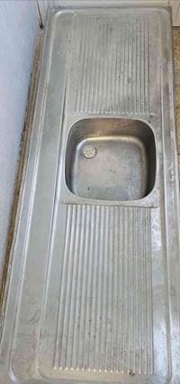 سنك • للبيع