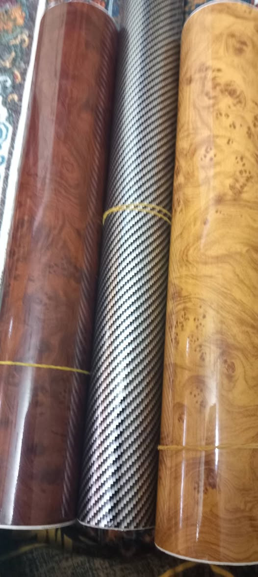 اخوان السلام عليكم الي يحب يغلف دواخل السيارة اني حاضر العنوان بغداد مدينة الصدر موبايل *********** وات ساب ماسنجر اتصل وتدلل تكلفة التغليف ٥٠ الف متوفر لون صاج ملكي بيجي ولون صاج ضمان سنة تغليف حراري .....ماتكدر تجي تعبان عندك شغل  فصخ الكفرات  ودزهن بيد اي شخص واني  حاضر وبالخدمة
