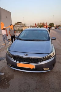 فورتي 2017 رقم بغداد باسمي بيها حادث اساسي جاملغ خلفي عكس السايق فقط  ...