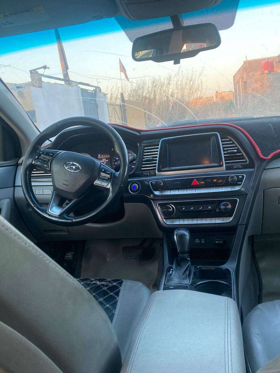 السلام عليكم سوناتا 2018 وارد أمريكي 

كفاله كير محرك. 

كفاله من كلبه والجفيه والعيب الشرعي وصبغ حزام 

تبريد ثلج 

حداداه زينه 

تخم تايرات نظيف     

باسمي تحويل ثاني يوم 

السعر 110 وبيها مجال 

ماكو هيج سعره جوه. سوك بيع مستعجل جداجدا

مكاني البصره

الرقم *********** البصرة, العراق
