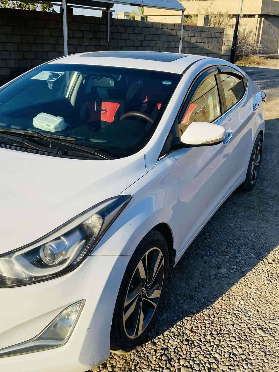 سياره النتره موديل 14فول مواصفات بصمه تشغيل وبصمه ابواب رادارات جانبيه وشاشه  بنو راما رقم اربيل دولي سنويه 2028 بيه قطعتين ونص محرك جديد مال كصه 18 شرط كير شرط سياره حلوه حيل مال بيت  بيه مكانين بخ  بدون دواخل بيع نقد السعر 123 وبيه مجال قليل الاتصال على الرقم التالي *********** العنوان نينوى القيارة
