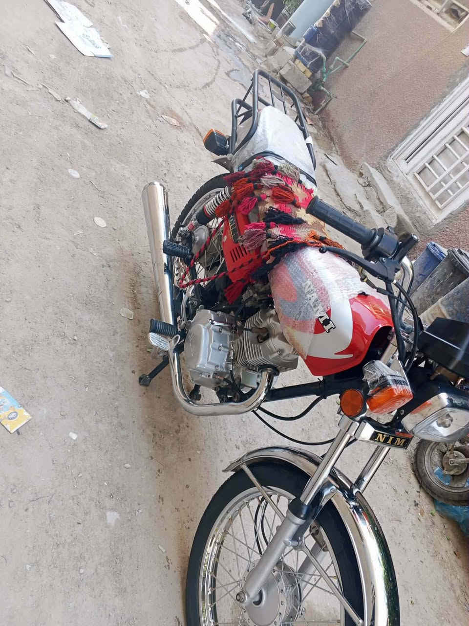 السلام عليكم دراجه نامه مديل ٢٥ مكفولة كفاله عامه دراجه شلعه معدل فول اوراق سكنر كلشي ماناقصه للاستفسار رقم ***********
