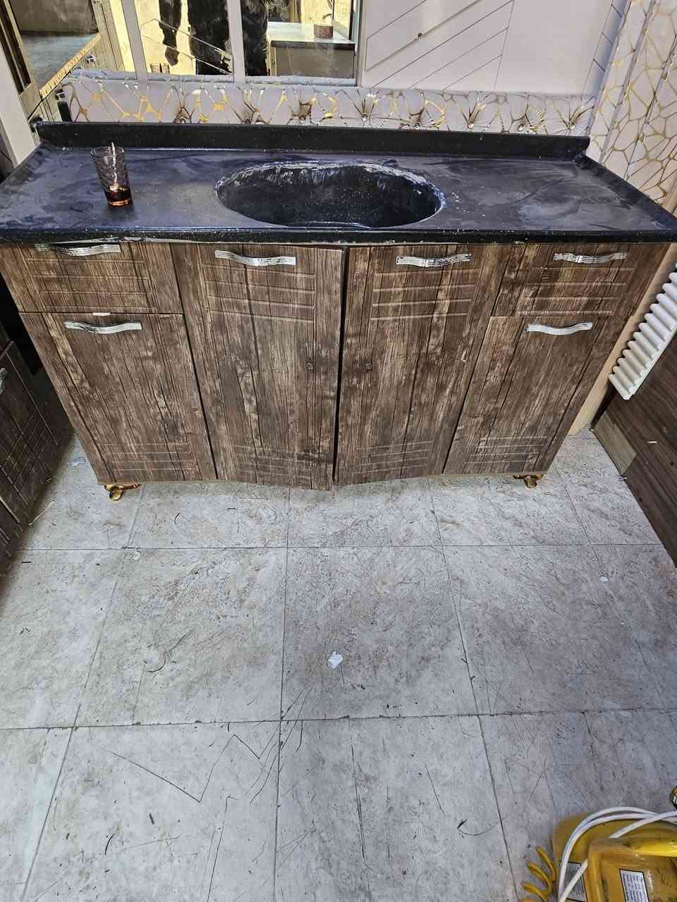 معرض عياض ويوسف كاونتر 3 امتار خشب سعره 200》***********》***********》
