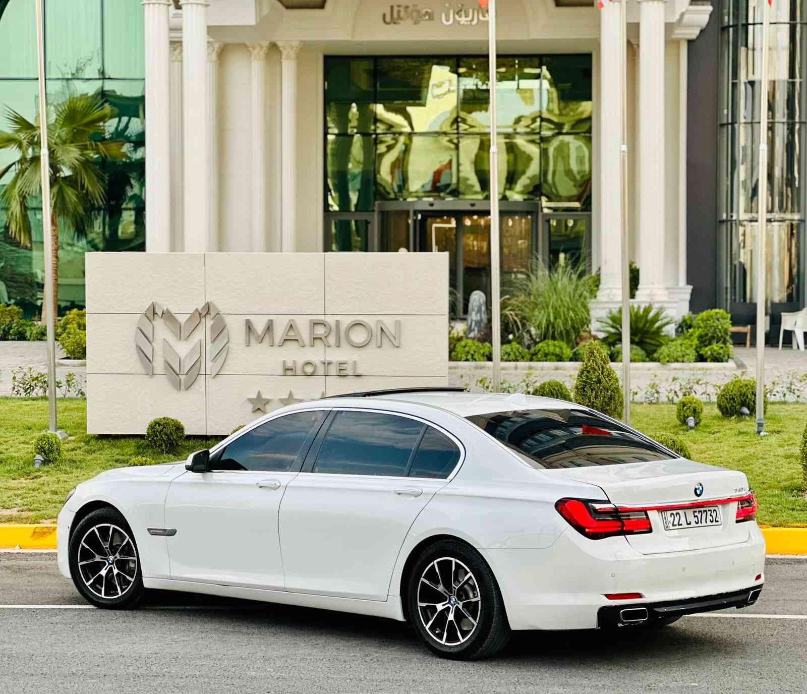 السلام عليكم للبيع 
‏BMW 740 LI  
2009
خليجي  
6 سلندر
فتحه سقف  
فول مواصفات 
 بصمة 
بصمة أبواب 
شاشة كبيره 
 تحكم استيرن
- دشبول صاج
- تواير جديدة
- كاميرا خلفية
- اضاءة زينون
 - كشافات ضباب
 - LED
- بلوتوث
 - CD & AUX 
السعر 182

***********
***********
