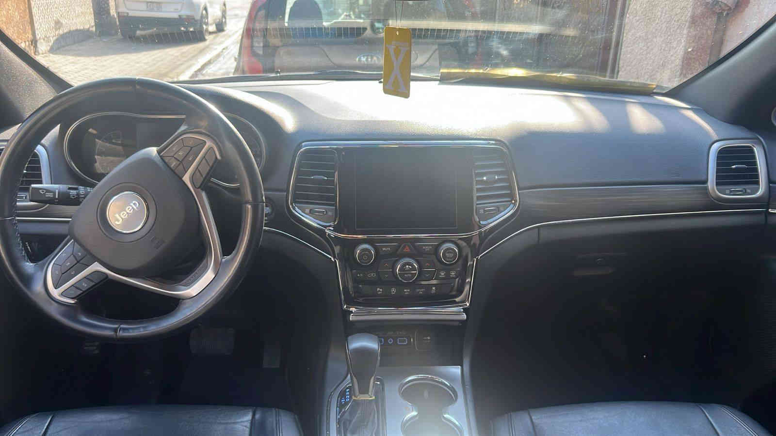 جيب ٢٠٢٢ رقم شمالي فول مواصفات سعر ٢٩٠$ تليفون ***********  مواصفات بصمت تشغيل وأبواب ٦سلندر فتحت سقف ككشنات جلد تدفئه تبريد شاشه أندرويد لمس كشنات كهرباء مكينه وكير كفاله ماشيه ٤٢م صور الحادث بلمنشور خشم الجاملغ الأمامي المكان بغداد الجديدة
