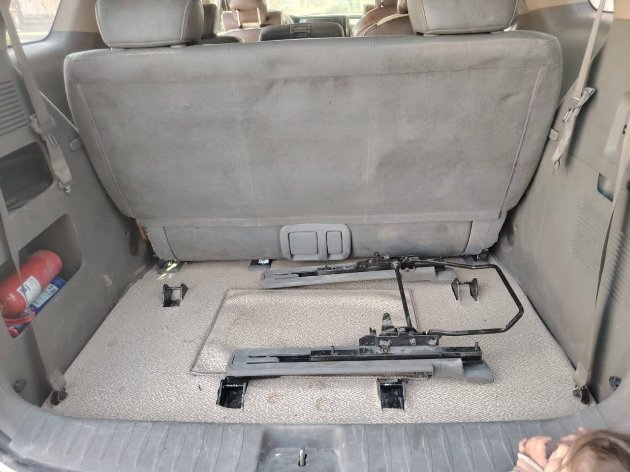 اللهم صلي على محمد وآل محمد كل عام وانتم بالف الف خير اخون تحوير كشنات للسيدونا وللكرنفال الوارد كوري وتدللون عمل مرتب بدون تثقيب او لحيم عل السياره شرط مكاني بلرميثه واتساب وبلخدمه ***********
