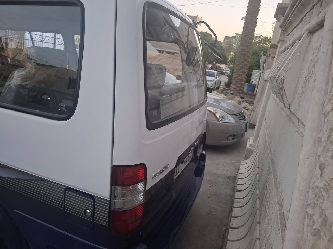 للبيع جنبي شرطية للبيع
موديل ٢٠١٤
السيارة كفاله عامه 
رقم وسنويه جديدة 
ماشيه ٢٤٠ 
صدر امامي جديد اصلي وكاله
صدر خلفي جديد اصلي وكاله
باتري جديد 
نوزلات وبلكات وفيت بمب كله جديد اصلي وكاله 
تخم تاير جديد 
تغليف الجاملغات اربعتهن
مناقصها برغي 
للاستفسار ***********
مكانها شارع فلسطين
السيارة ممشتغله خط ابد مال بيت
