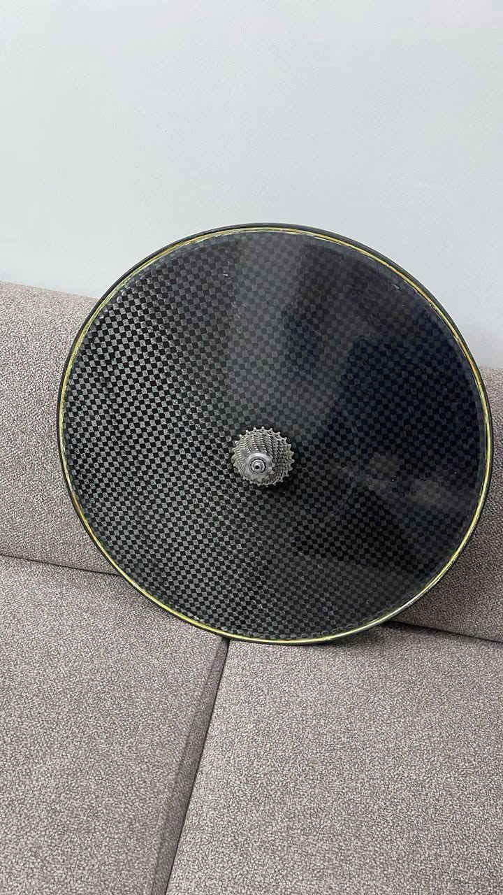 السلام عليكم شباب أيه الرزق للجميع
السعر9 ورقات 

للبيع ويالة ضد الساعة كاربون ماركة PRO 4 Rays امامي نجمة رباعية وويل خلفي مقبط كاربون خاص بالسباقات فئة تيوبلر وزن الريشة باقي التفاصيل عالخاص وممنون منكم حبايب 

ملاحظة: ناشر اكثر من دراجة للبيع بحسابي 🤝 ويوجد استيراد مباشر من وكالات عالمية بأوربا كله اصلي مع الوصولات 🔥 هولندا ألمانيا بلجيكا فرنسا بريطانيا واغلب دول الاتحاد الاوربي.

العنوان: بغداد حي البنوك قرب مثلجات الصفصاف 

SRAM . SHIMANO . Campagnolo . Maxxis . Schwalbe . Vittoria . Bontrager . Rockshox . Fox . Mavic .Garmin . wahoo.  Poc . Cube .  DT SWISS . Cannondale . Santa cruz . Trek . Giant ...


**إذا كنت صاحب هذا الإعلان وتريد حذفه لأي سبب، رجاءا أرسل رسالة إلى الدعم الفني**