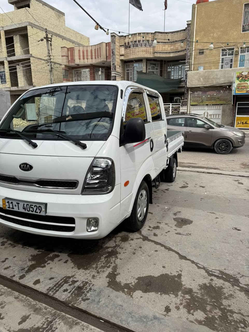 السلام عليكم 
كيا بنكو 
دبل قمارة 
كير اوتو 
سعرهة 185
مديل 2020
مسكر 3000 
ماشية 73 الف حقيقي
السيارة كلش حلوة بلعافية للياخذهة 
السيارة جديدة مكفولة من الصبغ بيهة بارد كلش بسيط وما مبين 
مكاني بغداد 
***********
