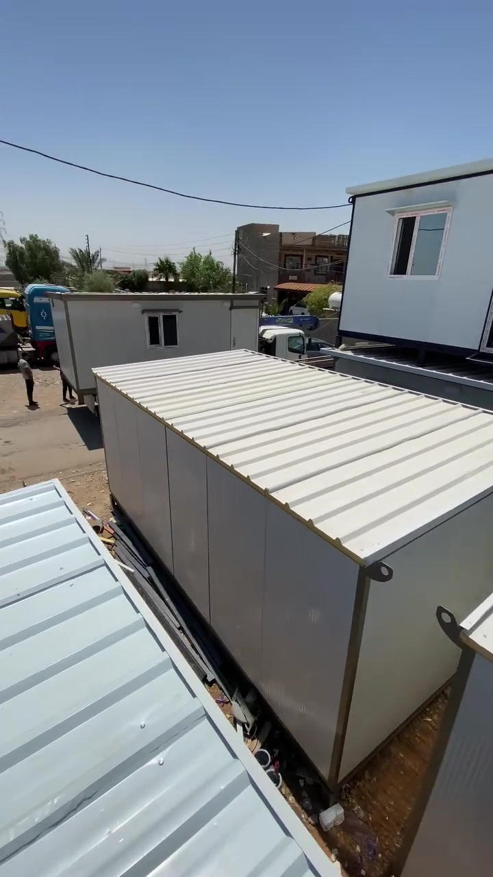 كل القياسات موجودة باسعار جوة السوك كرفانات تصنيع جديد وسعر مناسب شنو منتضر  وعدنة توصيل لكل المحافضات  عندك اي استفسار  شخص مختص يكون وياك يشرحلك  على ادق التفاصيل 
كرفان 3x3 السعر _مليون و٣٥٠
كرفان 3x4 السعر  _ مليون و٦٥٠
كرفان 3x6السعر _ مليونين و٢٠٠
للستفسار ***********

الي يحب ( يقرأ التفاصيل )
 حصيرةقوية 
شيلمان ابو 5.5
جنل3 انج   سمك 5  ملم
بوري شخاطة مليم و5
زاوية  الدنك32نج 3 ملم
زاوية ٢انج ٣ ملم 
٢ -بلوك خشب ١٨ ملم
‏ ٣ -الشمال سندويج 
٤ -فرش   جودة متوسطة
 ٥ -كهربائيات  اردني 
٩ -باب وشباك  مقطع عراقي
+مضلات  قوطية 
+صبغ الوان من شركةFixton
