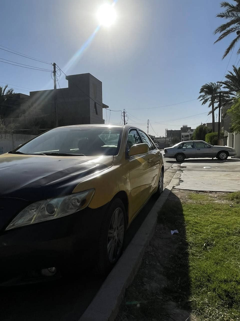 سلام عليكم عندي كامري للبيع او مراوس 2009 محرك و كير جدد تبريد خير من الله محرك اربع سلندر بيه منضومه غاز يعني انسه صرف البانزين تراي وين ميعجبك بيه منضومه زنون لايت تايرات جدد ضربته خشم البنيد فقط سياره جديده فقط يحتاجله صبغه سعر 72 وبيه مجال للطيبين رقمي للاستفسار ***********
