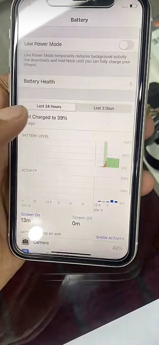 ايفون11 عادي 
ذاكره 64
بطاريه76
الجهاز نورمال مامفتوح فقط بي فطر موضح بصوره 
السعر 175
يرهم مراوس جهاز احدث او اندرويد 
المو شراي لا يدوخني رجاءً


**إذا كنت صاحب هذا الإعلان وتريد حذفه لأي سبب، رجاءا أرسل رسالة إلى الدعم الفني**