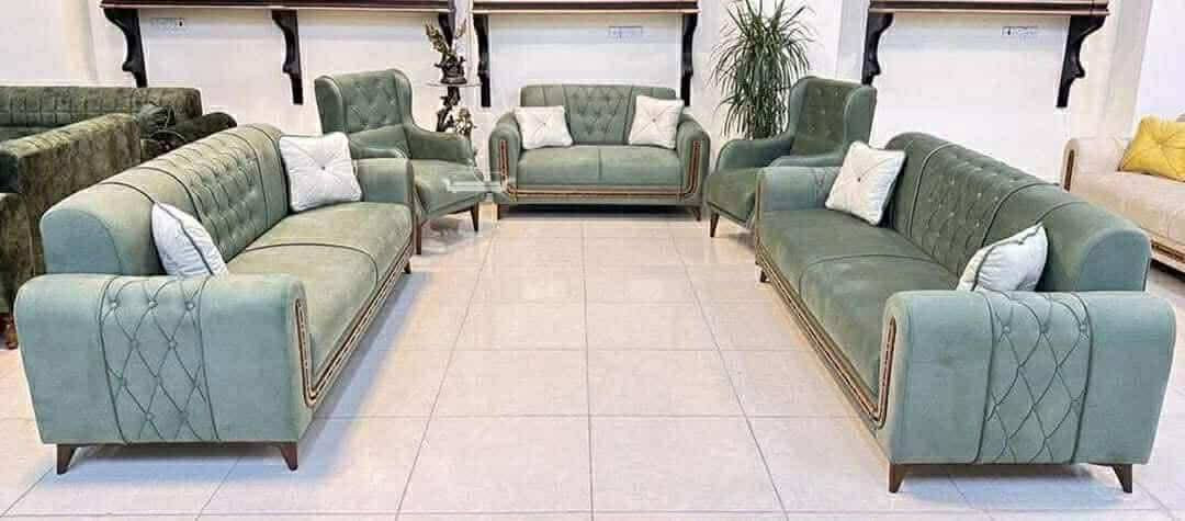 بسم الله وعلى بركه الله 

سلام عليكم ورحمه الله وبركاته يوجد لدينا تجهيز معارض لكافت الموديلات دوواين واتخامه وحسب الطلب 
وشغل درجه اولى بلاويد 
وقياسات وتخامه 
سفنج درجه اولى مميز اول 
وخشب جام روسي 
والقماش تركي درجه اولى 
***********وتساب فقط
