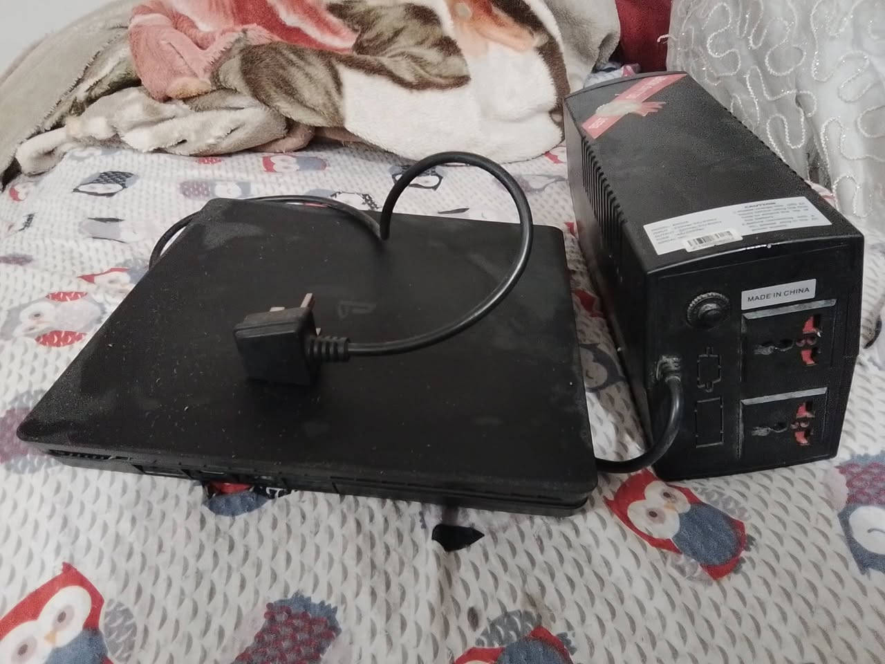 بلي4 نظيف بدون يدات السعر 350الف لاستفسار ***********
