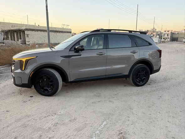 ‏‎السلام عليكم
للبيع فقط بدون مراوس 

‏‎موديل 

‏‎فئه  2025 KIA SORENTO, X-PRO SX PRESTIGE على فئه

اللون نفطي او سمنتي  المرغوب

حادثها كما موضح بالصور كلين 

(فقط  في الباب بارد على كد شبر )

‏‎فووووووووول مواصفات

‏1-‎داخل بيجي  

‏‎2-بصمه

‏‎3-بانوراما

3_سقف سيارة كنتارة وليس مخمل 

‏‎4-بصمه ابواب

‏‎5-ترحيب عند الاقتراب

‏‎6-تشغيل عن بعد

‏‎7-اشاير بالمري

‏‎8-كشنات جلد 

9-تدفئة و تبريد كشنات +كشنات تدفئة خلفية متحكمة 

‏‎10-تدفئة مقود2قطعة

‏‎11-دشبول متغير الالوان

‏‎12-حكمات ستيرن+شفتات

‏‎13-قياده ذاتيه

‏‎14- مثبت سرعه

‏‎15-صندوك كهرباء

‏‎16-تحكم بأضاءة الدشبول

‏‎17-هاند بريك دكمه

‏‎18-حساس خلفي

‏‎19-اوتو هولد

‏‎20-وضع قياده (نورمال وسمارت وسبورت)

21-كامرات عدد 6

‏‎22-رادار تنبيه عند فتح الباب

‏‎23-رادار تنبيه عند الرجوع توقف ذاتي

‏24-‎رادار امامي توقف ذاتي

25-كشنات خزن ميموري

27-مري شفط+غلاب عندة رجوع الى الخلف 

28-شحن هاتف لاسلكي

29-شاشة متصلة مع العدادات

30-كامرات 4D

31-كامرة من تفتح اشارة 

تشتغل بالشاشة

32-حساسات امامية

ماشيه 19 ميل حقيقي 

السعر:345 وبيها مجال بسيط مرقم أربيل بسمي 

السيارة بيها نضام كامرارت مراقبة نوع Ddpai z60 

6كامرات 

العنوان :بغداد الدوره 

للاستفسار: ***********

***********وتساب فقط
