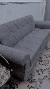 سلام عليكم تخم عشر مقاعد جديد بيعه سبب ضيق المكان والله العضيم مشتريته 425 صار 15يوم من شتريته ***********
