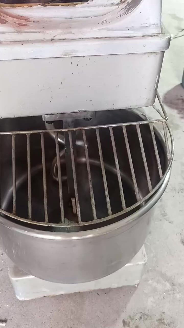 حجانة لولبي  ٨ كيلو عتا ١٠ كيلو كربايي سنكل جدر يفتر
*********** واتساب ***********
