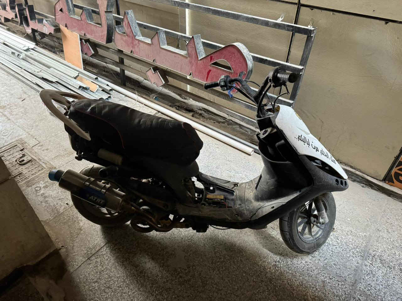 دراجه ماكس عدله مال لعب للبيع السعر 375وبيه مجال مكاني بل منصور بشارع ابو جعفر رقمي ***********
