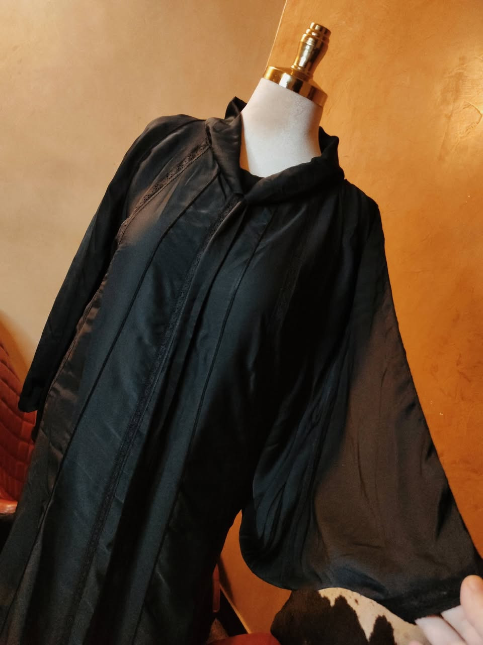 عباية جفت قماش زبدة بارد ثلج ترافه قياس 4 اشبار طوله 170 سم نظافة 💯💯 سعر 10 الف مطعم دانتيل كيبور حتى الظهر


**إذا كنت صاحب هذا الإعلان وتريد حذفه لأي سبب، رجاءا أرسل رسالة إلى الدعم الفني**