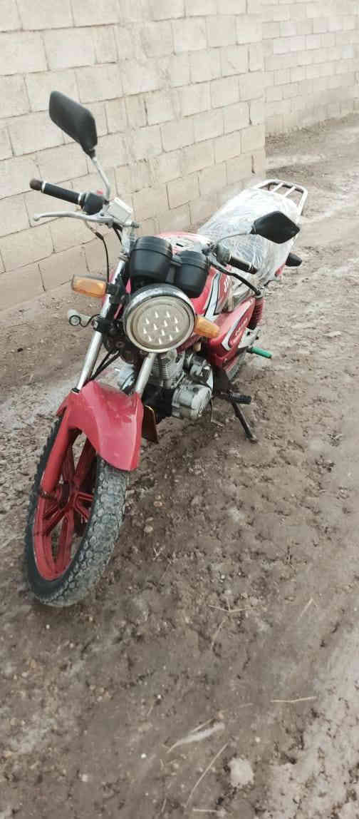 السلام عليكم من رخصت لئادمن دراجه جني واي 2012 لسعر 400 قفل لحد يخابرني يكلي أمسح لمنشور شراي تعال لمكان الصويره للستفسار ***********1
