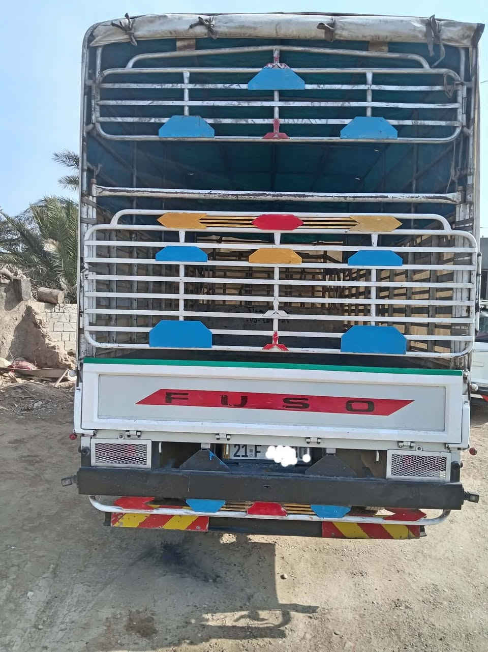 كنتر موديل ١٧ عادي رقم سليمانية مكفوله كير محرك تخم تاير برجستون سنويه جديده السعر ٢٣٠ وبيه مجال***********
