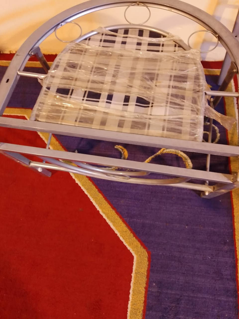 سلام عليكم  جرباية ام نف سعر 75
بيها  مجال 
  الرقم ***********عنوان بغداد حينصر رضاو
