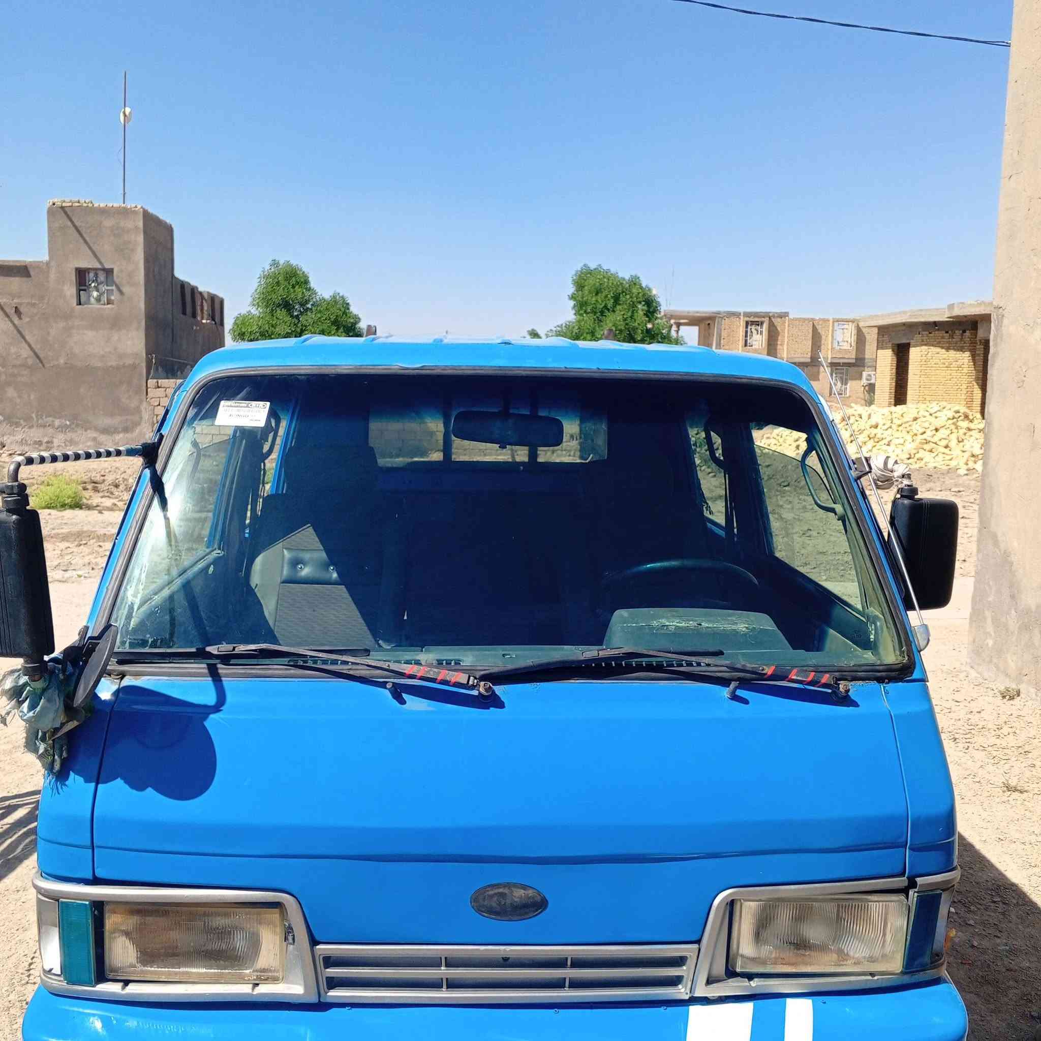 كيه بنكو موديل 95  سيارة خير من الله بلاديه شاصي مكفول رقم انكليزي بسمي تحويل ثاني يوم للستفسار رقم الهاتف ***********
