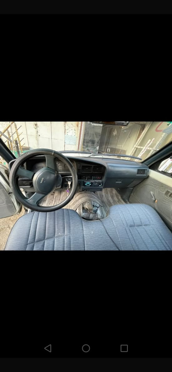 سلام عليكم بيكم تيوتا موديل 90 المكان بغداد السعر 85 وبيها مجال رقم ‭٠٧٧٥ ٢٤٢ ٦٤٩٣‬
