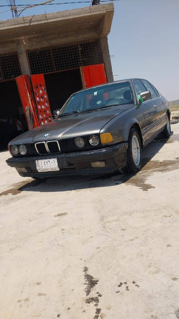 السلام عليكم بي ام للبيع حجم 735   موديل 91 رقم كربلاء مشروع وطني ثانويه مجدده ب 30 سياره مقفوله كفاله عامه المكان ديالى خان بني سعد للاستفسار على هذا الرقم***********
