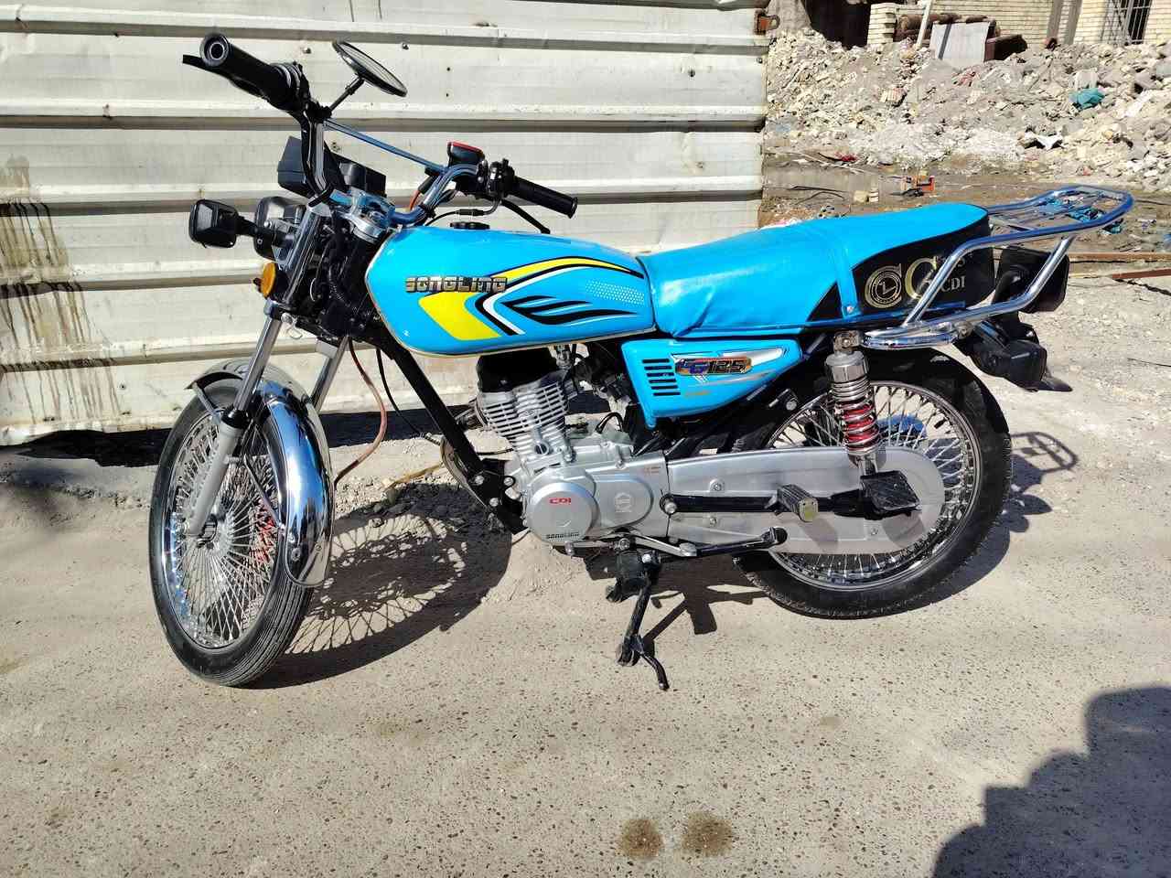 *********** دراجه للبيع موديل 25 عنوان بغداد بوشام سعر 580 وبيها مجال
