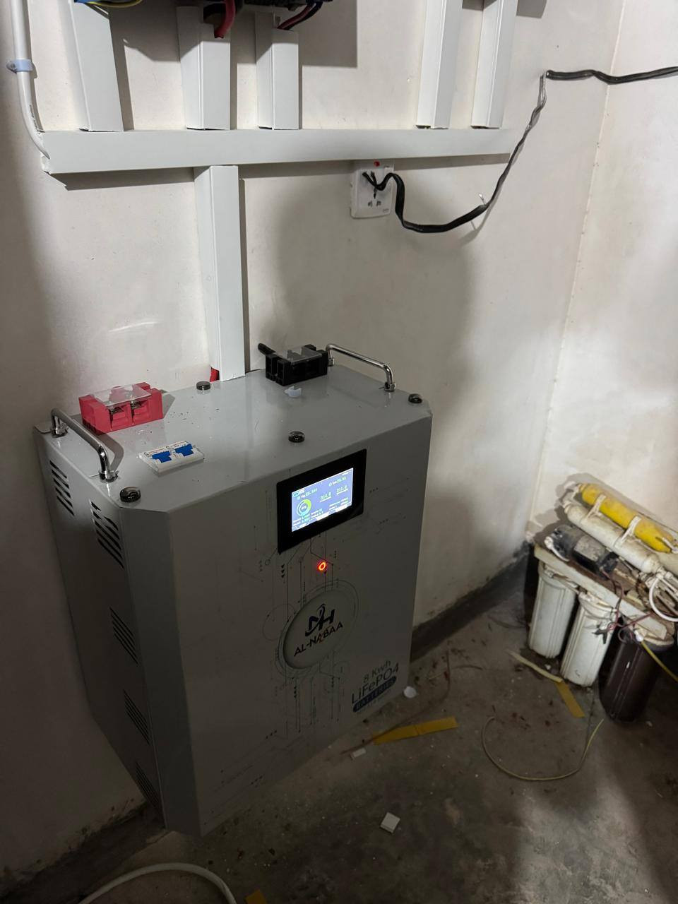 بسم الله الرحمن الرحيم 
بفضل الله ثم عونه 
 تم تنصيب منظومة طاقة شمسية من قبل كادرنا المتميز ⚡
_اللواح 600 واط ضمان 15 سنة 📍
_بطارية 8 كيلو واط ليثيوم ضمان 6 سنوات📍
_انفيرتر 4.25 كيلو واط📍
_ ضمان استبدال حقيقي + صيانة 📍
_ البيع بالنقد والاقصاد 📍
شركة النبع الهادر للطاقة الشمسية فرع الطوز 
للتواصل :  ‏‪0771 645 3473‬‏
