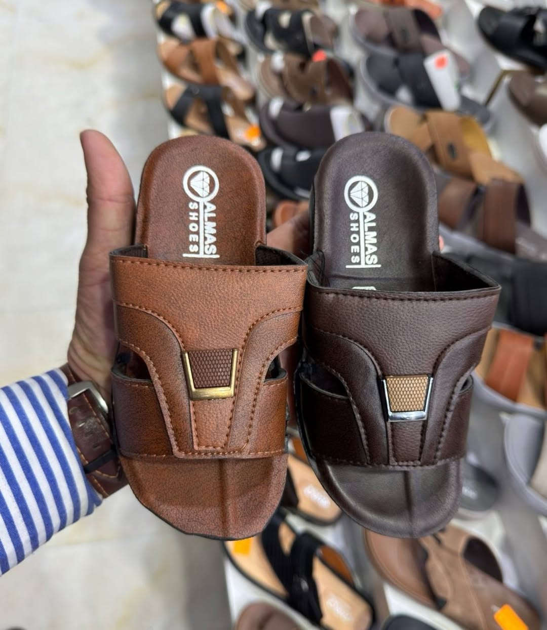 شحاطه طبي درجة اولى تركي 
سعر الدرزن الشبابي 26 الف. 
سعر الدرزن الولادي 26 الف. 
قياس الشبابي 37 الى 39.. 
قياس الولادي 30 الى 36.. 
🚚 يوجد توصيل لجميع المحافظات. 
https://t.me/wadq_g99


**إذا كنت صاحب هذا الإعلان وتريد حذفه لأي سبب، رجاءا أرسل رسالة إلى الدعم الفني**