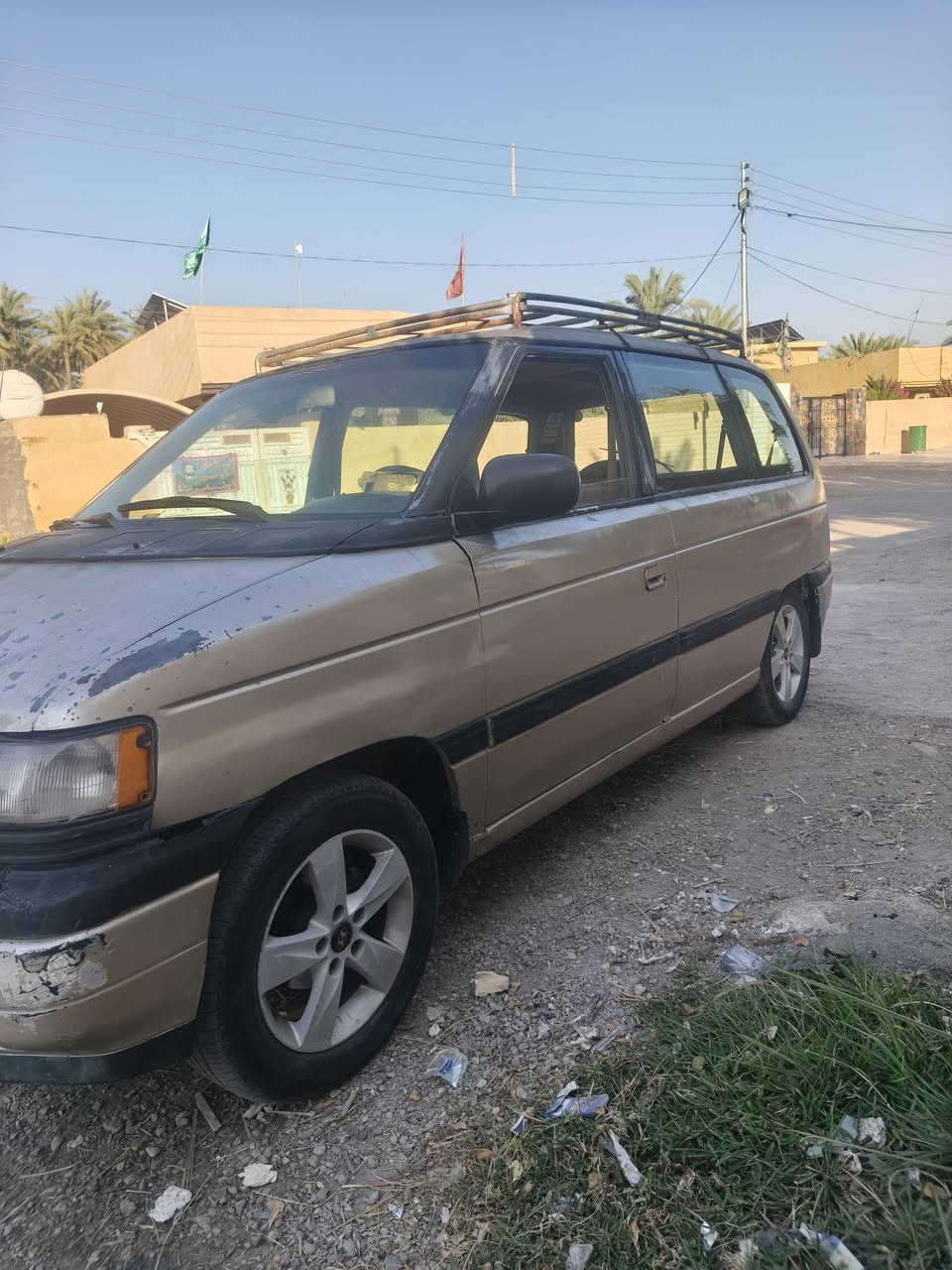 مازدا موديل ١٩٩٢ محرك كير، كامري ٢٠٠٠  رقم ديالى الماني بأسمي
السعر ٢٥ ورقه جاهزه من كل شي العنوان ديالى قرب جسر الغالببه ***********
