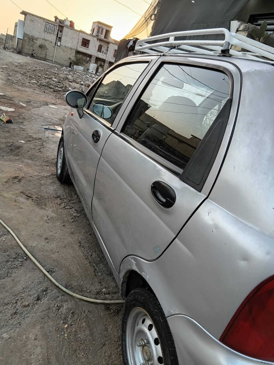 السلام عليكم كيو كيو موديل 2013 بدون حادث بدون صبغ تبريد شغال سيارة بلادية اصل كير عادي السعر 21   مكانهة بغداد الكرخ تحويل مباشر
***********
