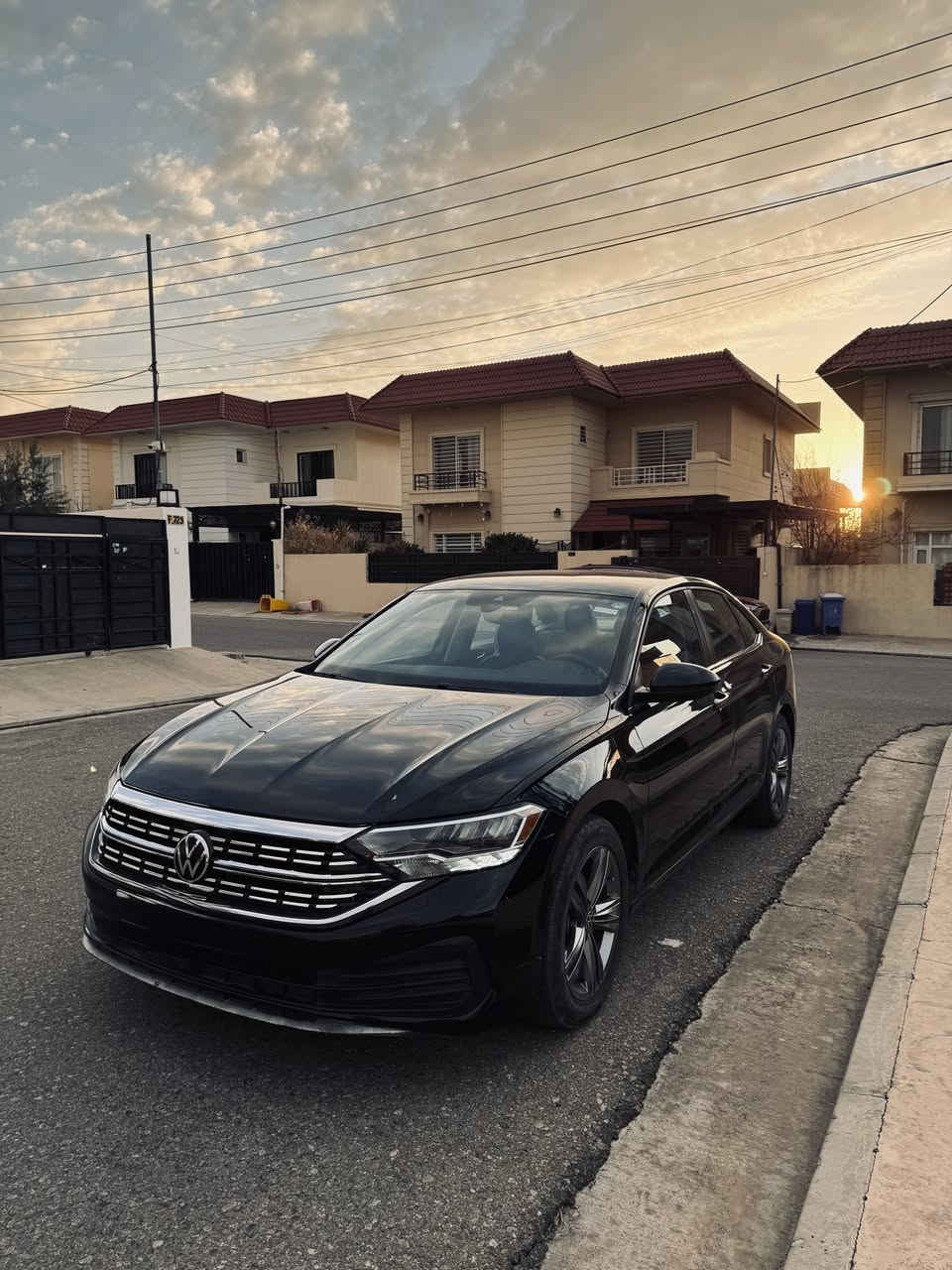 ڤۆڵکسواگن جیتا ٢٠٢٣ SE

رەقەم هەولێر

کوشن گەرم، کوشن جڵد و بەسمە و بەسمەی سەر دەرگا. 

٤٠ هەزار میل رۆشتوە 
چەمەلەخی پێشی سەکن لەگەڵ دەرگای سەکن و کەمەک دەرگای دواوە سبوخە بێ ناو،

پێشی و پشتی کەپسە و هەموو شتی شەریکەیە، ٤ تایەی تازە و بێ مەسرەفە یەکەم دەستە لە کوردستان. 

تکایە نامە بنێرە أربيل, العراق


**إذا كنت صاحب هذا الإعلان وتريد حذفه لأي سبب، رجاءا أرسل رسالة إلى الدعم الفني**